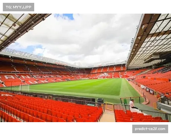 曼联斥资五千万英镑升级训练基地却被曝未设洗衣间引发热议